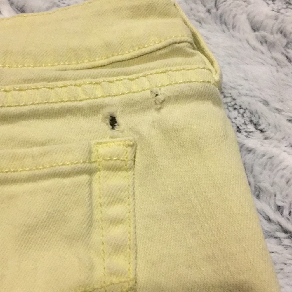 Tilt Shorts - Picture 4 of 5